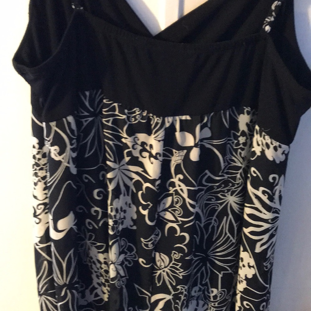 Black and Gray Maxi Dress - Picture 6 of 6